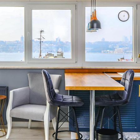 Vibrant Flat 500 M To Uskudar Ferry Station Apartman Isztambul Kültér fotó